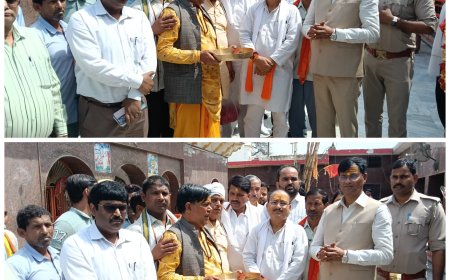 विधान परिषद सदस्य अंगद सिंह व पवन सिंह चौहान ने श्री समर्थ साहेब जगजीवन दास बड़े बाबा के दरबार में दर्शन पूजन किया