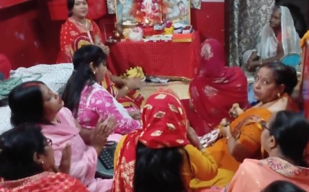 नवरात्रि के चौथे दिन माता कष्ठवाहिनी या कूष्मांडा देवी की पूजा की जाती