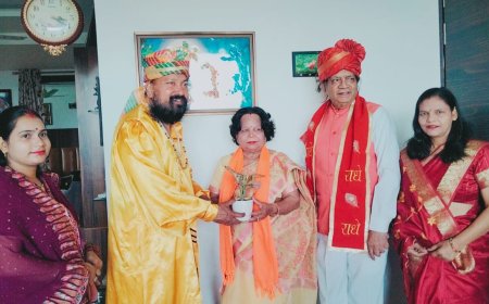 योग ज्योति होली मिलन में योग ऋषि डॉक्टर ओम प्रकाश आनंद अहिल्याबाई होल्कर समाज सेवा श्री सम्मान से सम्मानित