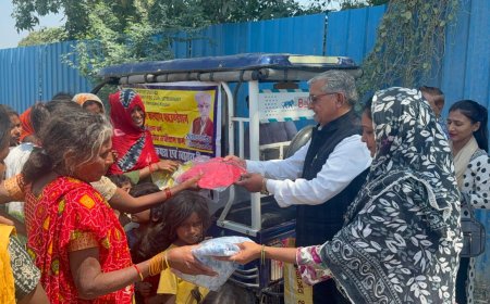 गरीब जन कल्याण फाउंडेशन के द्वारा बस्तियों में वितरित हुए वस्त्र