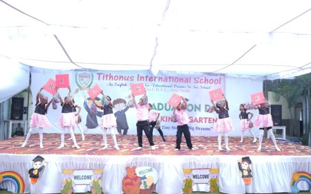 टिथोनस में बच्चों की रंगारंग प्रस्तुतियों ने सभी का मनमोह ग्रेजुएशन समारोह में मेधावी बच्चों हुए सम्मानित