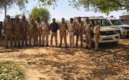 अवैध मदिरा के विरुद्ध चित्रकूट आबकारी टीम की बड़ी कार्यवाही बड़ी मात्रा में अवैध शराब जब्त और लहन नष्ट