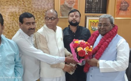 कैशलेस चिकित्सा योजना लागू कराने की उठी मांग