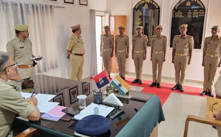 पुलिस अधीक्षक चित्रकूट द्वारा आधारभूत प्रशिक्षण प्राप्त कर रहे रिक्रूट आरक्षियों का साक्षात्कार लिया गया।