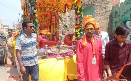 बालाजी ज्योति यात्रा से भक्तिमय हुई बिल्सी नगरी,शोभायात्रा में  उमड़ा आस्था का जन सैलाब