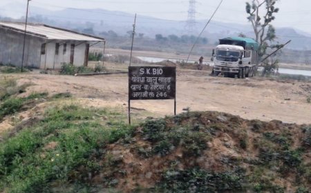 रेणु नदी में अवैध खनन का खेल जारी, अधिकारी बने मूकदर्शक