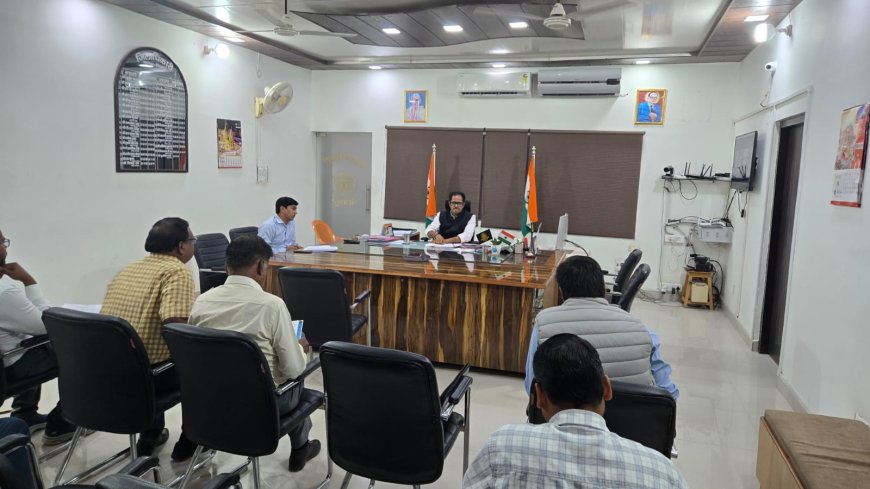 जिलाधिकारी ने दिए एक सप्ताह के भीतर यूटिलिटी शिफ्टिंग पूर्ण करने के निर्देश