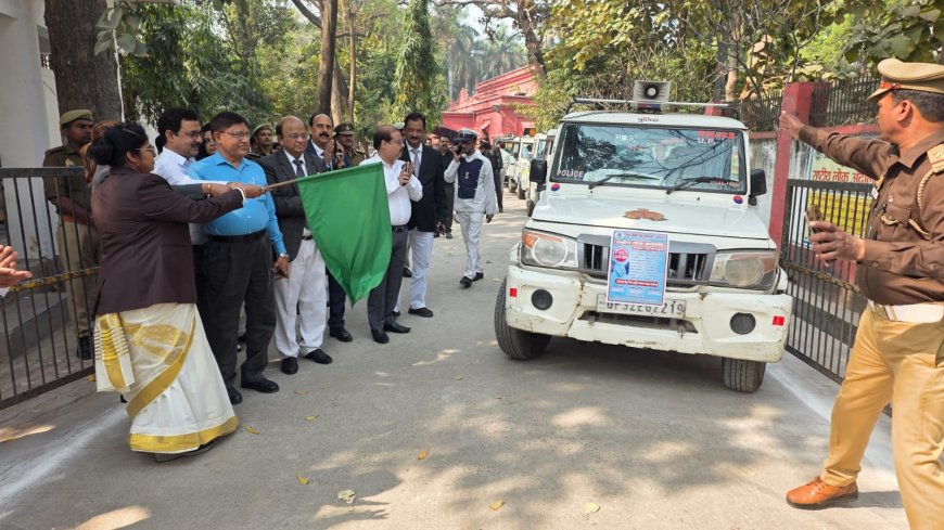 जनपद न्यायाधीश ने राष्ट्रीय लोक अदालत जागरूकता रैली को हरी झण्डी दिखाकर किया रवाना