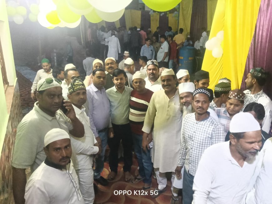 एड शाहनवाज अल्वी ने कराया रोजा इफ्तार पार्टी का आयोजन, सैकड़ो अकीक़त मन्दो ने मुल्क में अमन चैन की दुआ की