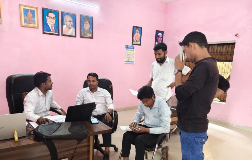 पंचायत भवन बदोसरांय में विद्युत विभाग ने कैम्प लगाकर विल जमा किया