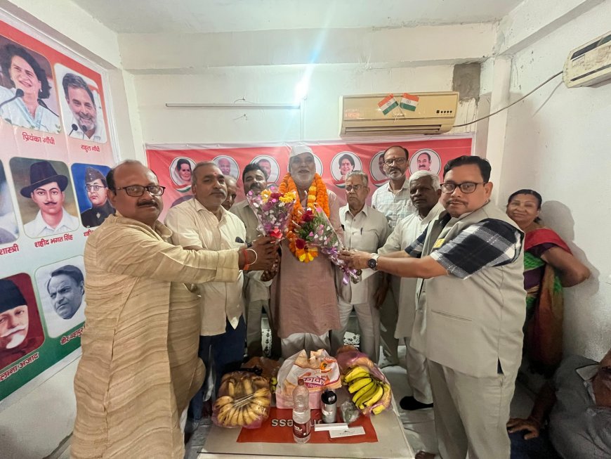 जिला कांग्रेस कमेटी का एक वर्ष पूर्ण, गोरखपुर में बैठक में दिखा कार्यकर्ताओं का उत्साह