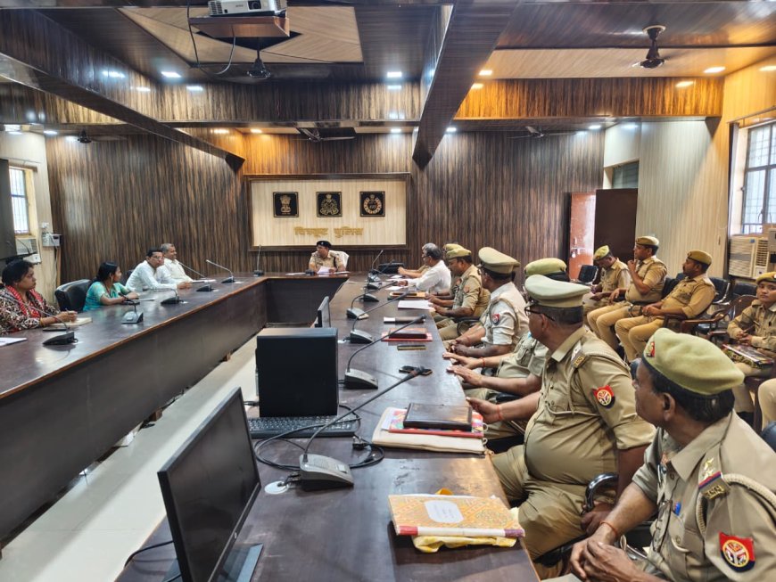 क्षेत्राधिकारी कार्यालय/यातायात की अध्यक्षता में विशेष किशोर पुलिस इकाई/एन्टी ह्यूमन ट्रैफिकिंग यूनिट की मासिक गोष्ठी आयोजित की गयी