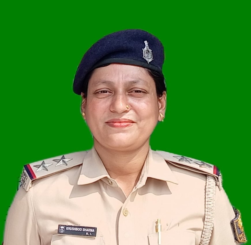 साइबर थाना की महिला दारोगा खुशबू शर्मा ने साइबर अपराध और साइबर सुरक्षा पर लोगों को किया जागरूक