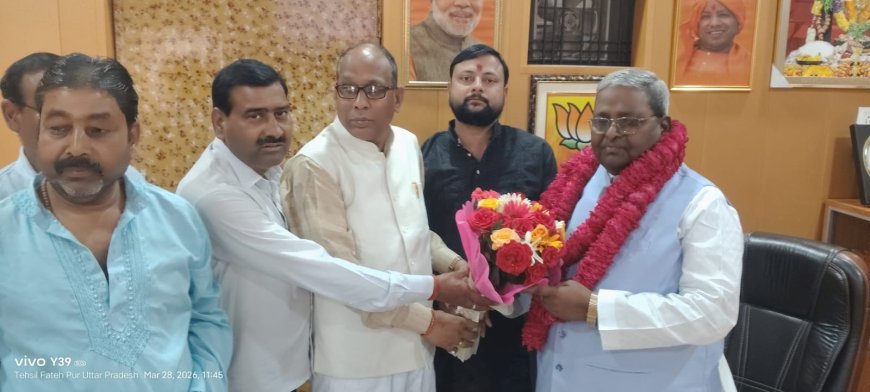 कैशलेस चिकित्सा योजना लागू कराने की उठी मांग