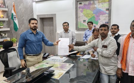 जनसुनवाई में त्वरित निस्तारण से वर्षों पुराने मामलों का हुआ समाधान