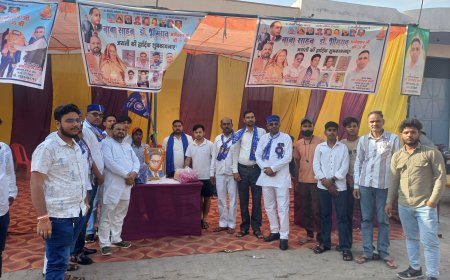 बाबा साहेब डॉ भीमराव आंबेडकर की जयन्ती पर नगरवासियों ने फूलमालाओं से किया शोभायात्रा का स्वागत