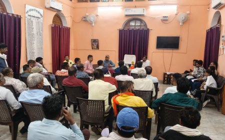 स्वच्छ सर्वेक्षण को लेकर ईओ जी लाल ने की बैठक,कई बिंदुओं पर चर्चा कर दिया आवश्यक निर्देश*