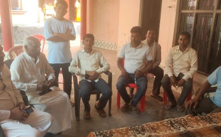 एस सी एस टी आयोग के अध्यक्ष वैजनाथ रावत, पूर्व विधान परिषद सदस्य हरगोविंद सिंह कस्बा सैदनपुर के राजेंद्र यादव के बेटे की सडक दुर्घटना में हुई मौत पर दुःख ब्यक्त किया