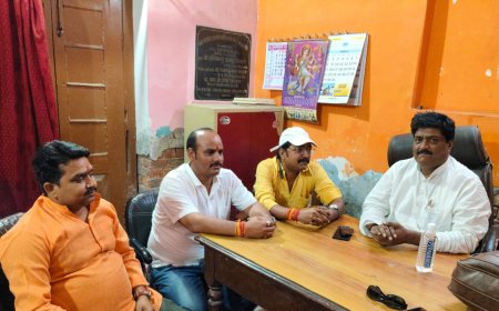 अनुदेशकों की समस्याओं को लेकर संगठनात्मक बैठक, कई प्रमुख मांगें उठीं