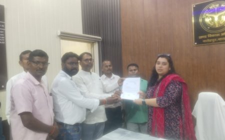 फतेहपुर में ग्राम रोजगार सेवकों की कलमबंद हड़ताल, 25 अप्रैल तक कार्य बहिष्कार