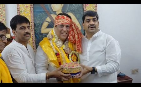 वृन्दावन में गोविंदा की भक्ति: बांके बिहारी मंदिर में टेका माथा, भक्तों में मची सेल्फी की होड़