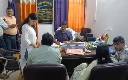 संयुक्त चिकित्सालय सिरौलीगौसपुर में मुख्यचिकित्सा अधीक्षक डाक्टर ए के प्रियदर्शी की अध्यक्षता में रोगी कल्याण समिति की बैठक हुई