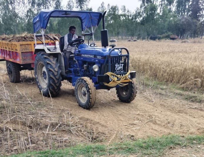 टिकैतनगर क्षेत्र में अवैध मिट्टी खनन का खेल उजागर, प्रशासन पर उठे सवाल