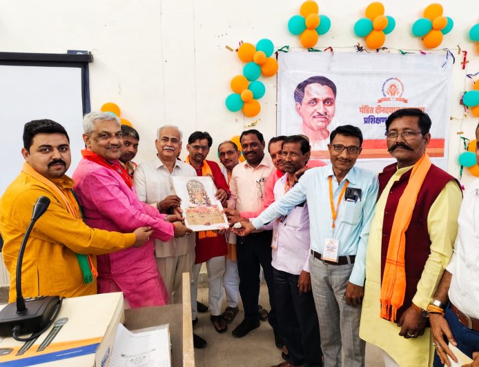 भाजपा का मंण्डल स्तरीय पंडित दीनदयाल उपाध्याय प्रशिक्षण महाभियान सम्पन्न