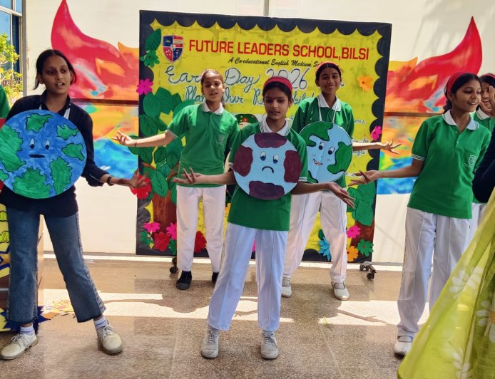 फ्यूचर लीडर्स स्कूल में उत्साहपूर्वक मनाया गया पृथ्वी दिवस