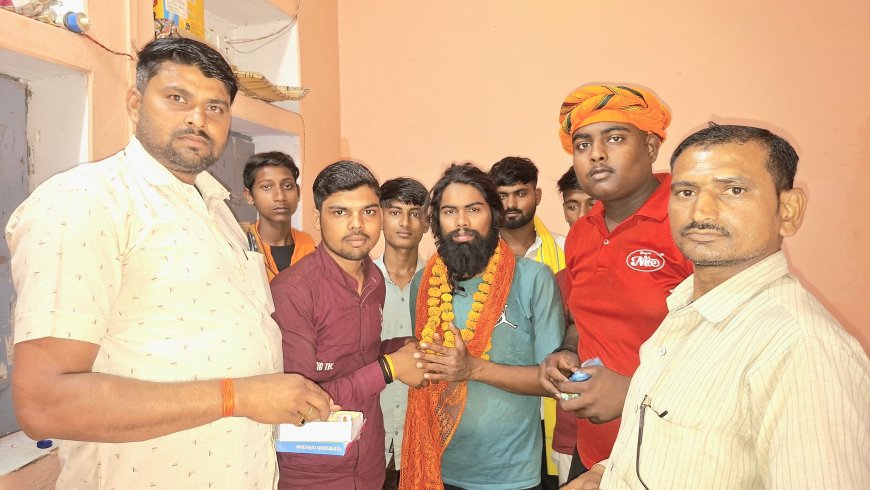 तीन वर्ष से अधिक समय से पैदल भ्रमण कर रहे इंजि. सनोज