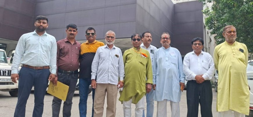 यूपी कैबिनेट बैठक से पहले कर्मचारियों का दबाव, पुरानी पेंशन बहाली समेत लंबित मांगों पर निर्णय की मांग