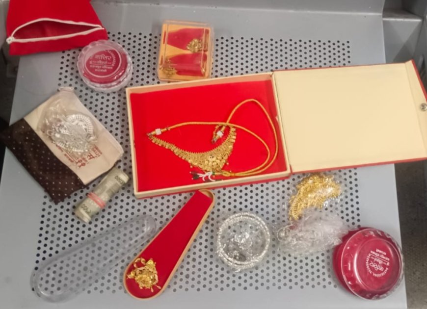 डायल 112 की तत्परता से आधे घंटे में मिला लाखों के जेवरात से भरा बैग