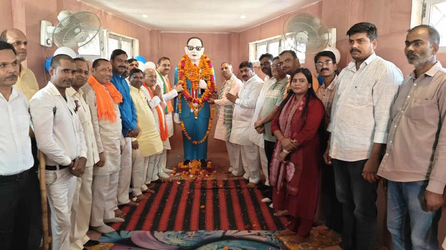 बाराबंकी में भाजपा ने 2595 बूथों पर मनाई डॉ. आंबेडकर जयंती बाबा साहेब को पुष्पांजलि अर्पित, संविधान की प्रस्तावना पढ़कर किया नमन