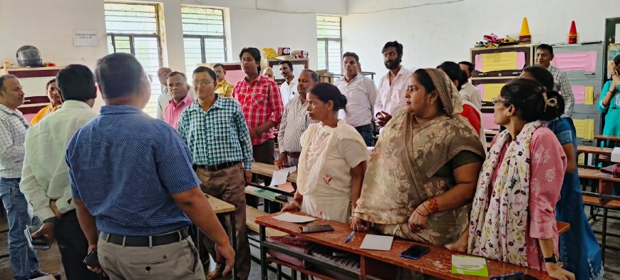 राजकीय इण्टर कालेज सिरौलीगौसपुर में चल रहे जनगणना प्रशिक्षण का दूसरा सत्र समाप्त तीसरा शुरु