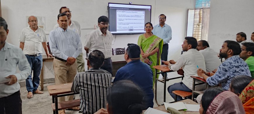 राजकीय इंटर कॉलेज में बुधवार को जनगणना के तीसरे चरण का प्रशिक्षण शुरू