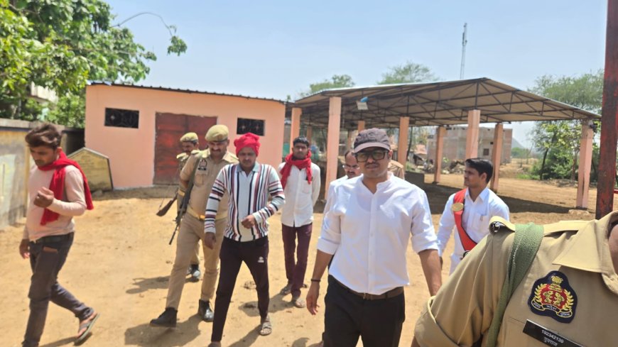 जिलाधिकारी ने गढ़ीवा गौशाला का किया औचक निरीक्षण, व्यवस्थाओं को सुदृढ़ करने के दिए कड़े निर्देश