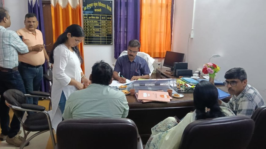 संयुक्त चिकित्सालय सिरौलीगौसपुर में मुख्यचिकित्सा अधीक्षक डाक्टर ए के प्रियदर्शी की अध्यक्षता में रोगी कल्याण समिति की बैठक हुई