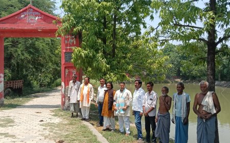 भाजपा के पूर्व जिला उपाध्यक्ष प्रमोद कुमार तिवारी ने मधनापुर धाम स्थित ख्याम दास साहेब के दर्शन पूजन कर विश्वमानव कल्यांण की कामना किया
