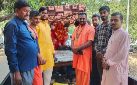 मूर्ति खंडित होने के बाद हनुमान मंदिर में नई प्रतिमा की प्राण प्रतिष्ठा