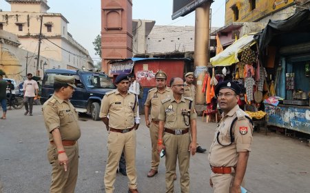 पुलिस अक्षीक्षक चित्रकूट द्वारा ज्येष्ठ अमावस्या मेला को सकुशल संपन्न कराए जाने के दृष्टिगत परिक्रमा मार्ग, रामघाट,निर्मोही अखाड़ा, मेला क्षेत्र का भ्रमण कर सुरक्षा व्यवस्था का जायजा लिया गया