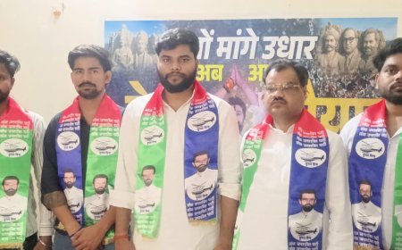 लोक जनशक्ति पार्टी ने यूपी चुनाव के लिए कसी कमर, “क्यों मांगे उधार अब अपना नेता तैयार” नारे से बढ़ाई सियासी गर्मी