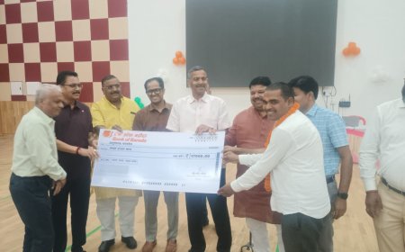 उच्च प्राथमिक विद्यालयों में कार्यरत अनुदेशकों के बढ़े हुए मानदेय का शुभारंभ/ सम्मान समारोह का आयोजन किया गया।