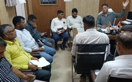 खंण्ड विकास अधिकारी संजीव कुमार गुप्ता की अध्यक्षता में हुई विकास कार्यों की समीक्षा बैठक दिये गये आवाश्यक दिशा निर्देश