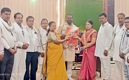 दुद्धी ब्लॉक सभागार में ग्राम प्रधानों को प्रशासक सरकार द्वारा नियुक्त किए जाने पर धन्यवाद प्रस्ताव पारित खुशी में बाटे गए मिठाई