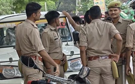 छात्राओं से अभद्रता के आरोप में युवक हिरासत में, गांव में तनाव