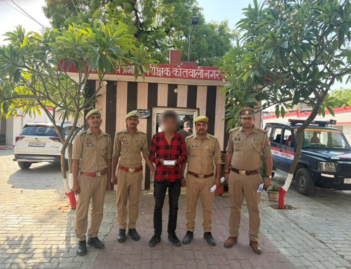 रायबरेली पुलिस की बड़ी कार्रवाई: चोरी का वांछित अभियुक्त गिरफ्तार, लाखों का सामान बरामद