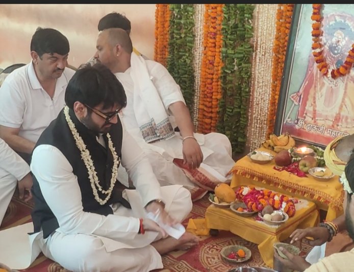 मथुरा में श्रीकान्त त्यागी का भव्य स्वागत, दाऊजी महाराज के दर्शन कर किया बड़ा राजनीतिक ऐलान