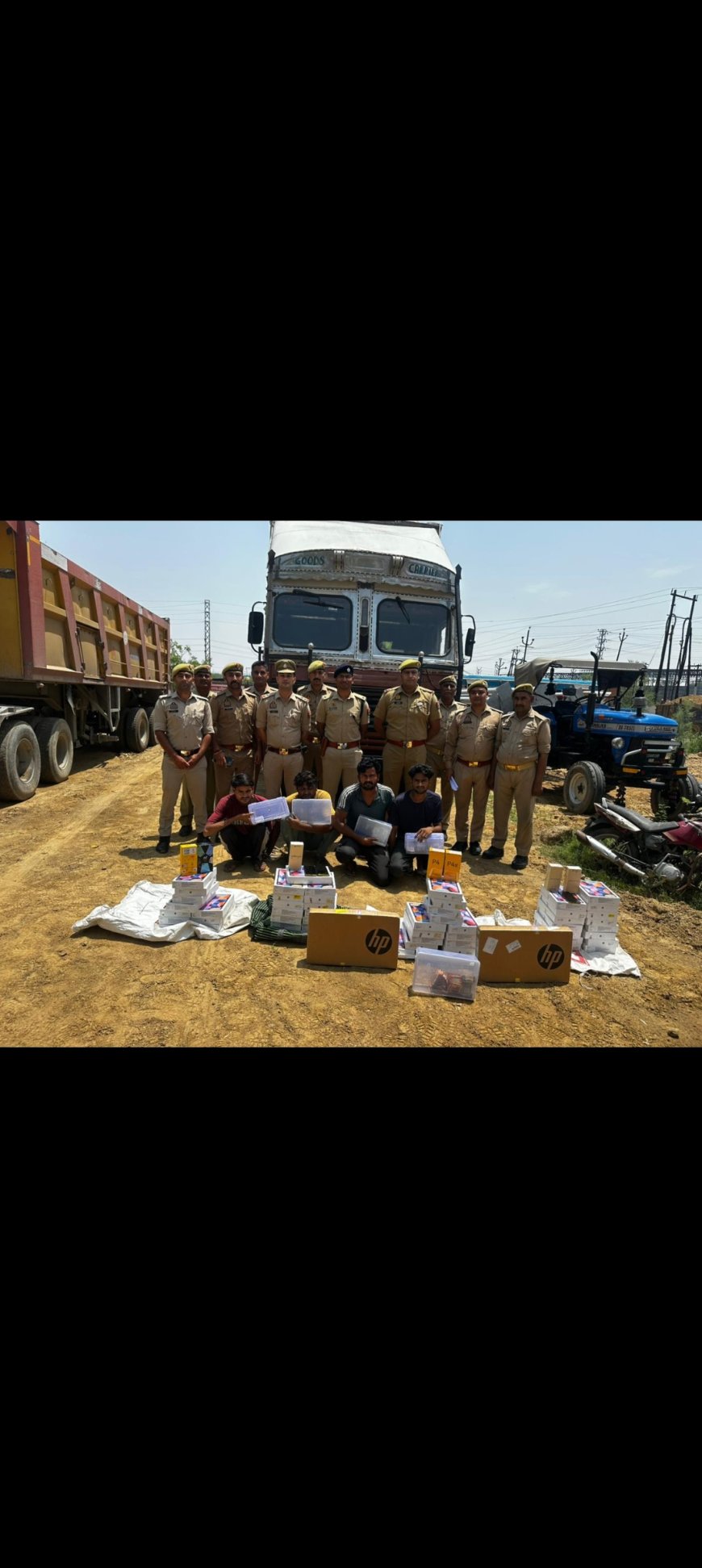 मथुरा में अंतरराज्यीय ट्रक चोर गिरोह का भंडाफोड़, 4 गिरफ्तार; 90 लाख के इलेक्ट्रॉनिक्स सामान सहित ट्रक बरामद
