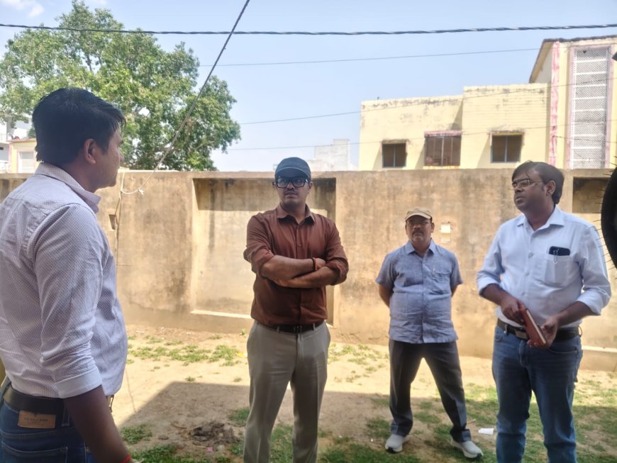 जिलाधिकारी द्वारा द्वारा एस०डी०एम० कालोनी कर्वी स्थित ट्रांजिट हास्टल का निरीक्षण किया गया।