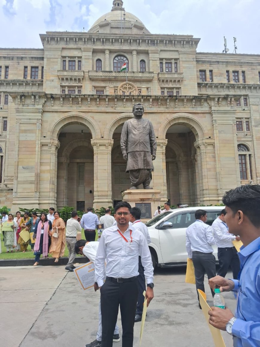 चित्रकूट अमन जायसवाल बने ऑडिट आफीसर